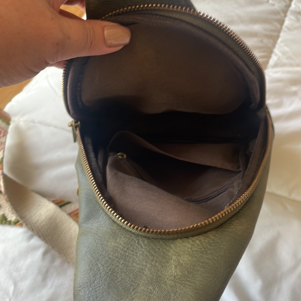 Purse - Picture 9 of 10